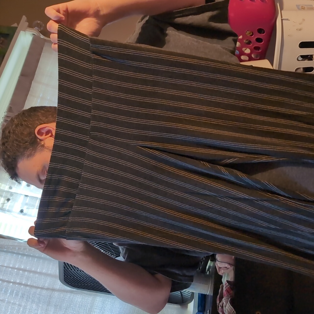 Chic Black Leggings with White Stripes